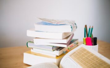 Nauki ścisłe w przystępnym wydaniu – najlepsze podręczniki do biologii i geografii