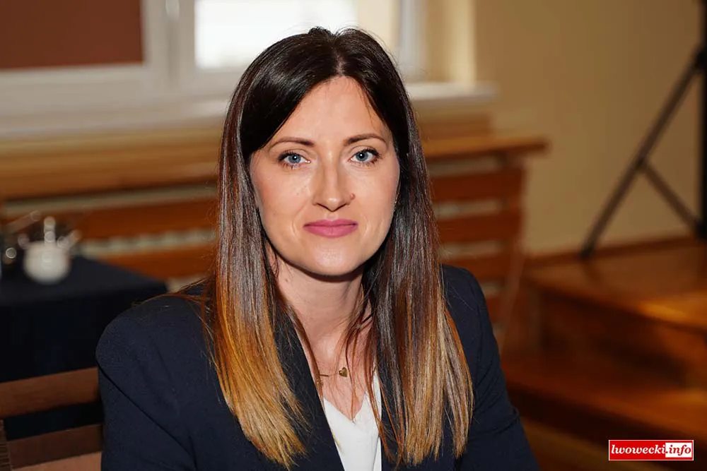 magdalena lewandowska lwowek radna