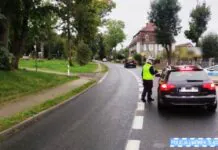 Coraz więcej kobiet wsiada za kółko pod wpływem alkoholu