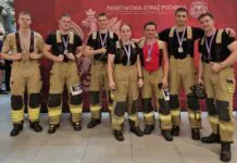 Sky Tower Run z udziałem strażaków z KP PSP w Lwówku Śląskim