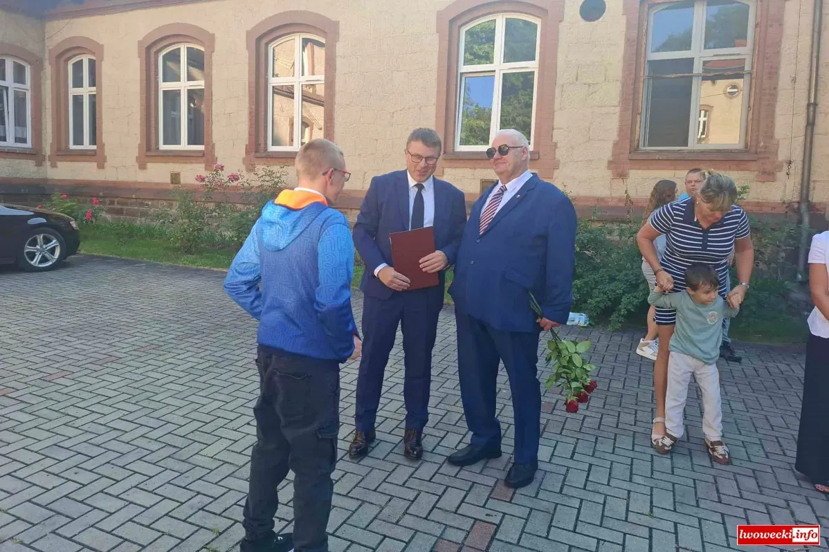 zpew rozpoczecie roku skzolnego 1