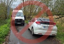 Zablokowali drogę. Żadne nie chciał ustąpić.