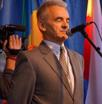 Józef Stanisław Mrówka „Zasłużony dla Powiatu Lwóweckiego” Józef Stanisław Mrówka Wleń