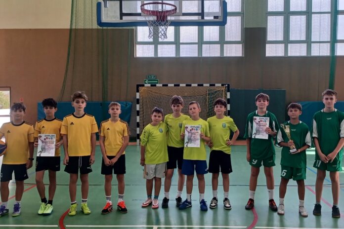 Mistrzostwa powiatu w koszykówce 3x3 dziewcząt i chłopców igrzysk dzieci 2