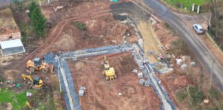 Wleń market Biedronka budowa Dino