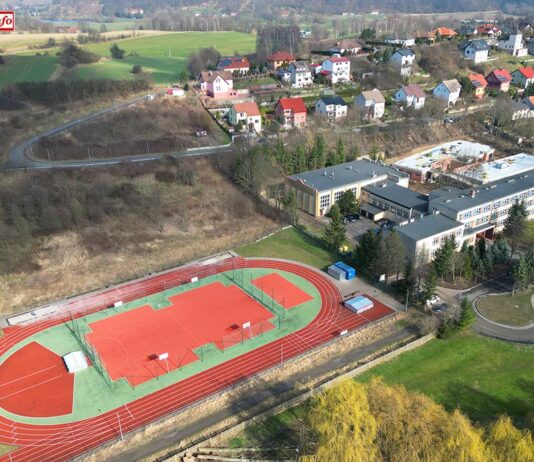 PSZS Lwówek Śląski podsumował rok 2025 boisko szkoła SP1 Lwówek PSZS