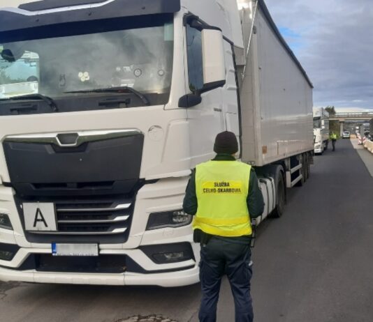 Chcieli wwieźć odpady z Niemiec. Zostali zawróceni