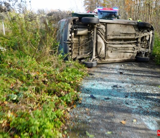 Dachowanie na wąskiej drodze