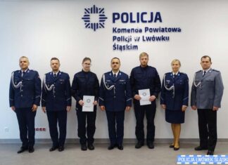 Nowi funkcjonariusze w szeregach lwóweckiej Policji