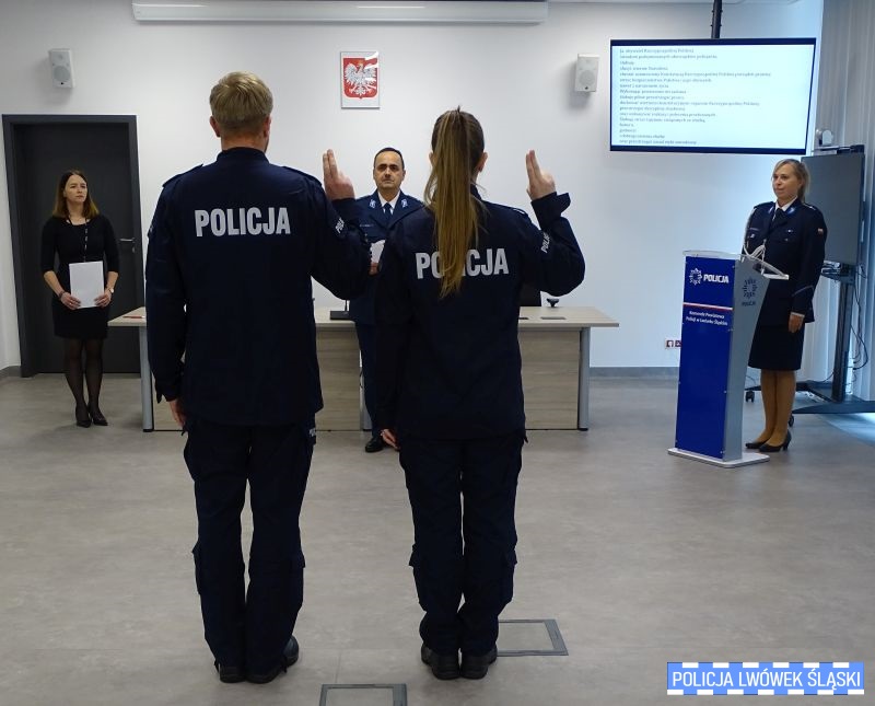 Nowi funkcjonariusze w szeregach lwóweckiej Policji