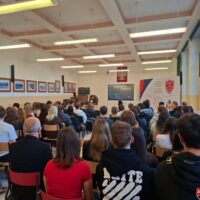 Na co dzień w Cambridge. Dziś w „Ogólniaku” w Lwówku Śląskim