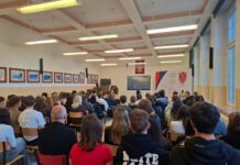 Na co dzień w Cambridge. Dziś w „Ogólniaku” w Lwówku Śląskim