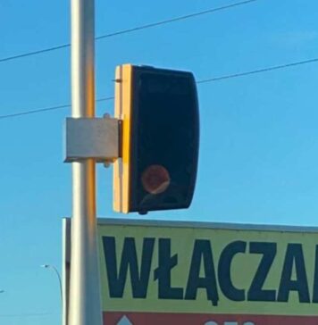 Fotoradar przy drodze krajowej nr 30.