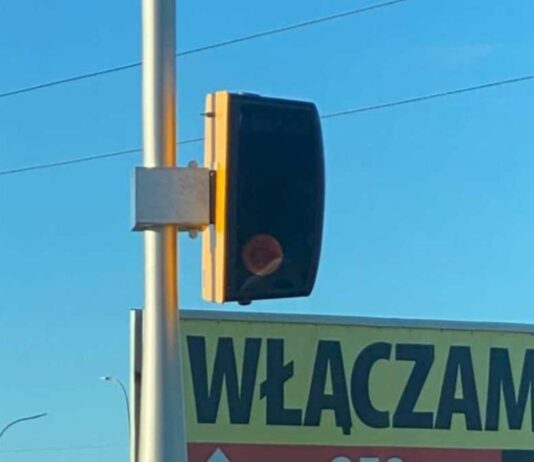 Fotoradar przy drodze krajowej nr 30.