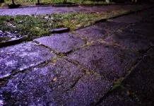 Oblodzone drogi i chodniki