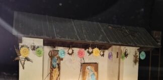 Szopka bożonarodzeniowa na … przystanku autobusowym