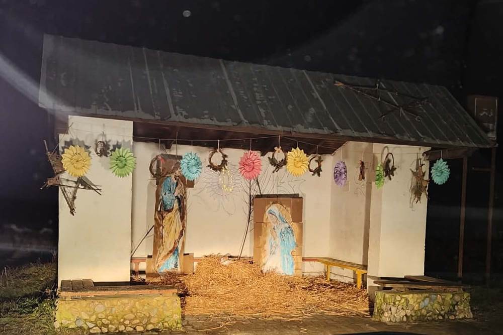 Szopka bożonarodzeniowa na … przystanku autobusowym