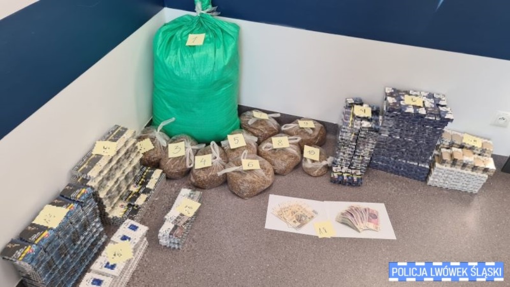 Lwóweccy policjanci zabezpieczyli nielegalny tytoń i papierosy