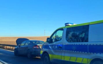 Ślisko na drogach. Kolejna kolizja