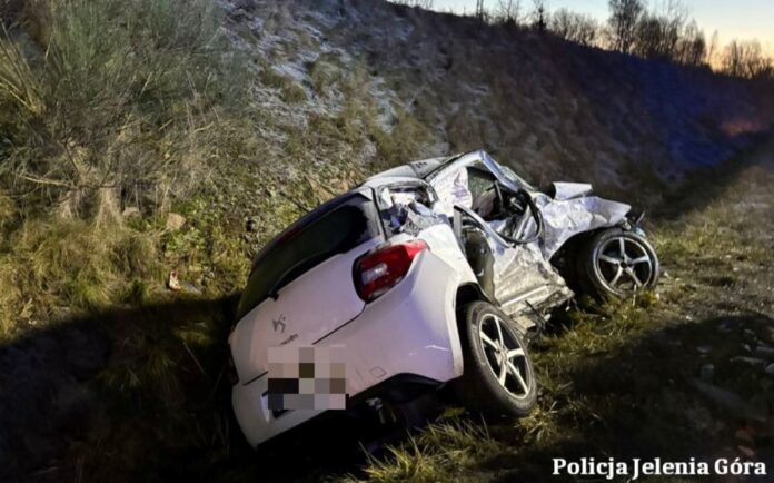 wypadek jelenia góra maciejowa 2