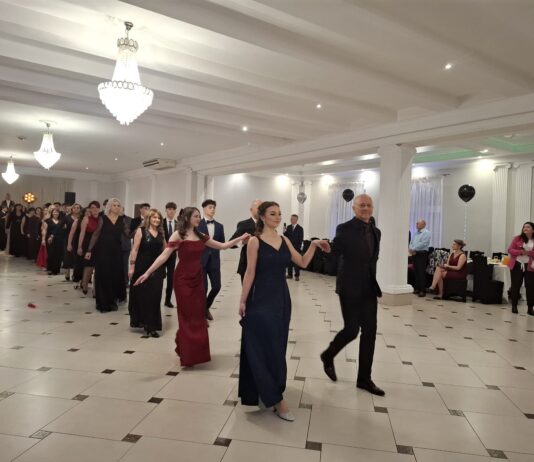 Studniówka 2026 – ZSOiZ Lwówek Śląski