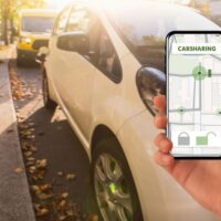 Carsharing kontra auto prywatne – co dziś bardziej się opłaca?