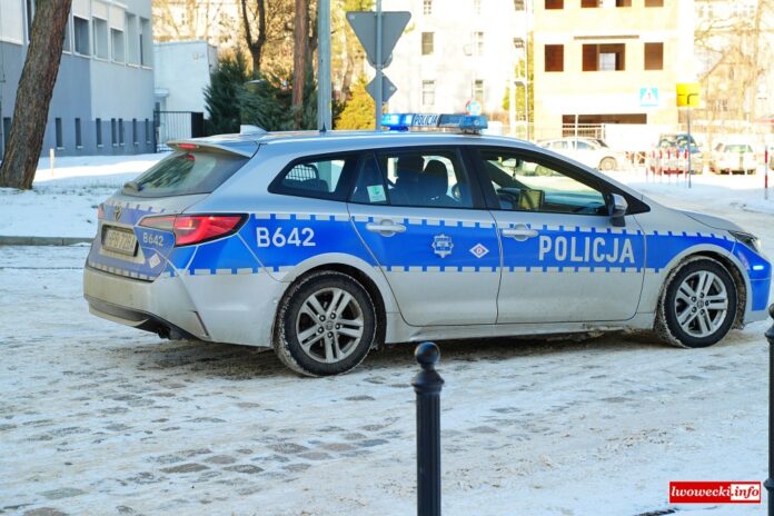 policja zima lwówek 4