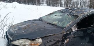 Spieszył się po pijackiej jeździe. Auto odholował… ciągnąc je na dachu