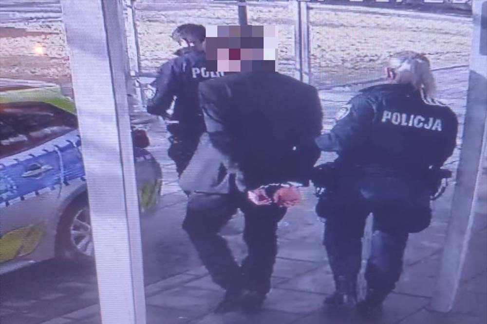 Policja o wydarzeniach podczas studniówki