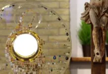 Hostia - Adoracja Najświętszego Sakramentu
