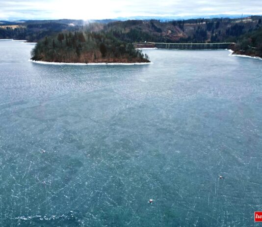 Trwa spuszczanie wody z Jeziora Pilchowickiego