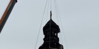 Wieża dawnego kościoła poddana rekonstrukcji