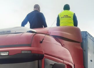 TIR z odpadami z Niemiec. Do akcji wkroczyła KAS