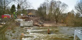 Burmistrz Kobiałka tłumaczy się z porażki związanej z kładką burmistrz kładka filar