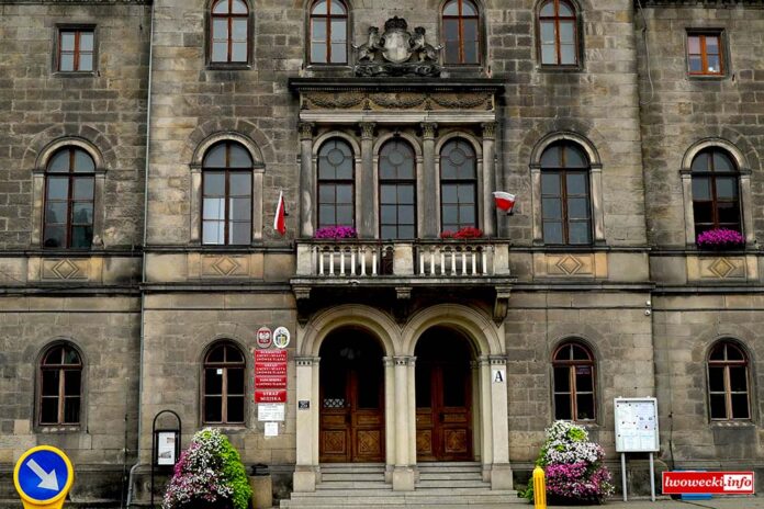 Pałac Hohenzollernów w Lwówku Śląskim remont