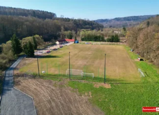 Ministerstwo przekaże pieniądze na odbudowę stadionu