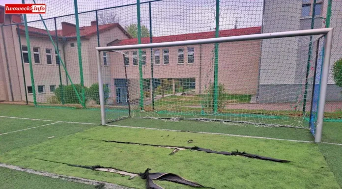 boisko orlik szkoła Lwówek zagrożenie dzieci