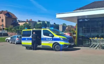 policja market Biedronka 1