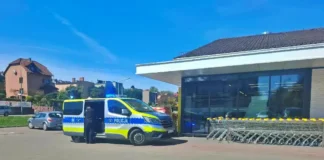 policja market Biedronka 2