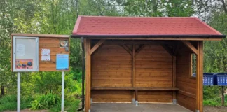 Nowe wiaty przystankowe – Gmina zmienia wizerunek