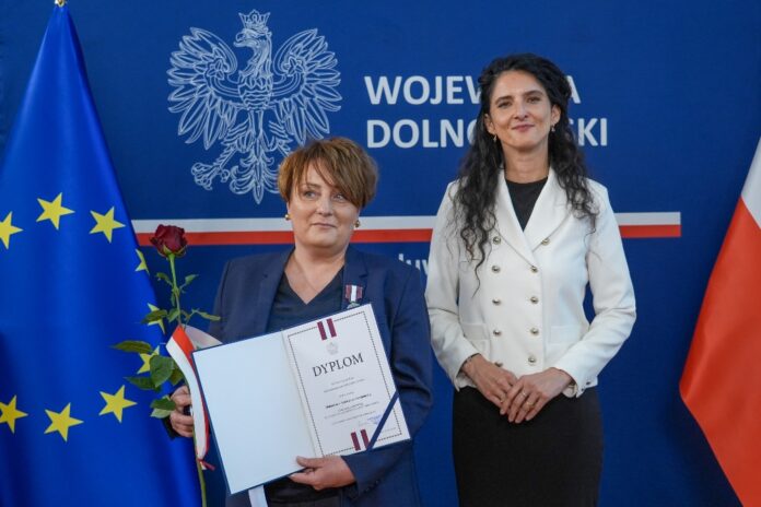 Za Zasługi dla Samorządu Terytorialnego 4 Za Zasługi dla Samorządu Terytorialnego 4