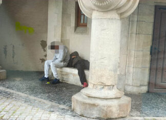 To oni rządzą w Lwówku Śląskim alkohol narkotyki ratusz rynek lwowek
