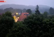 Po upalnym dniu nad regionem przechodzi burza.