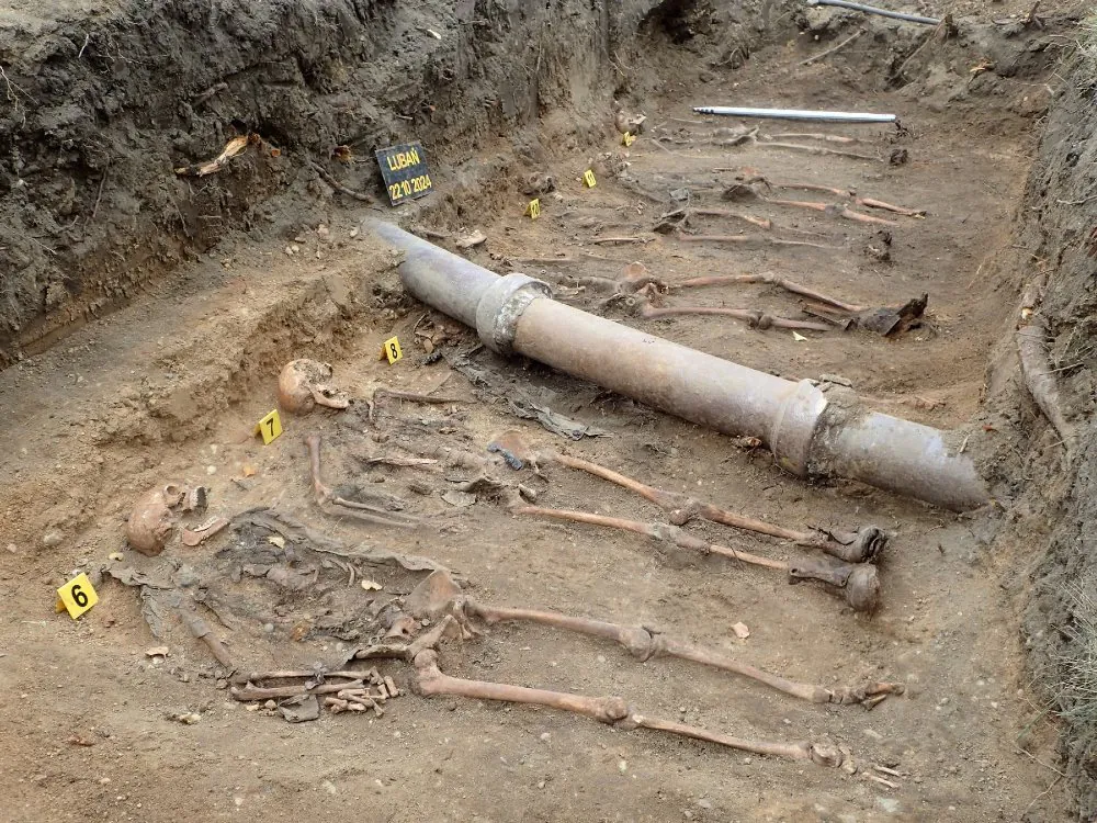 groby niemieckich zolnierzy Pracownia Badan Historycznych i Archeologicznych POMOST 6