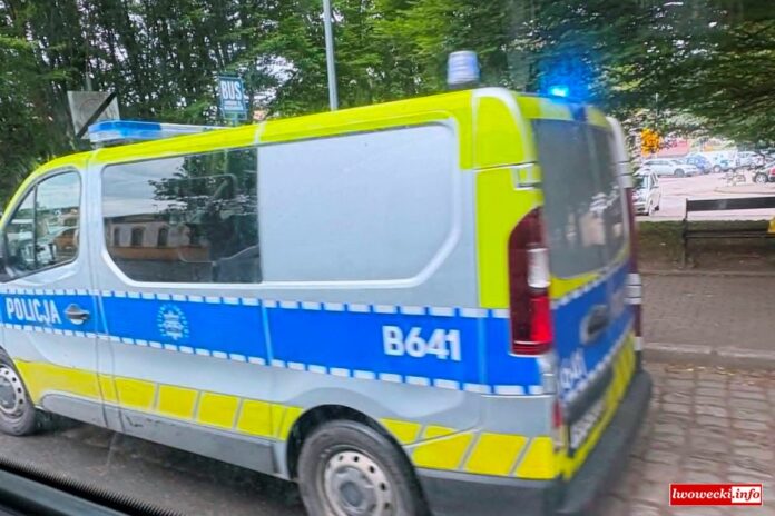 policja lwówek dworcowa