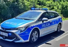 Był tak pijany, że ledwo siedział na motorowerze