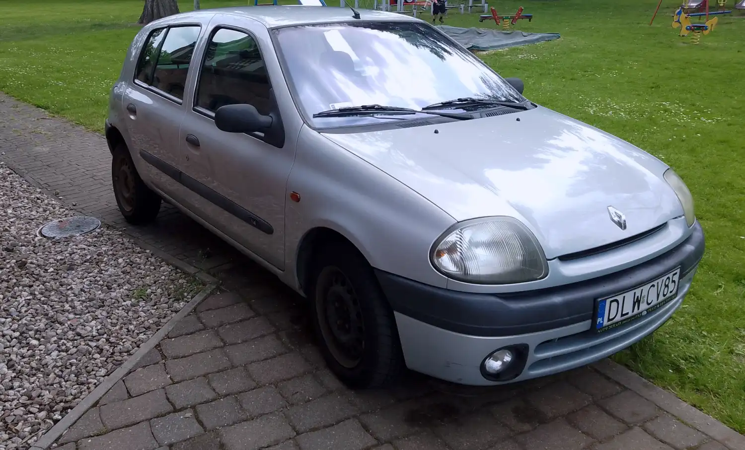 Gmina wystawiła na sprzedaż Renault Clio