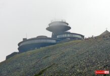 „Talerze” na Śnieżce do przebudowy. Otwarto oferty w przetargu Przebudowa budynku Wysokogórskiego Obserwatorium Meteorologicznego na Śnieżce