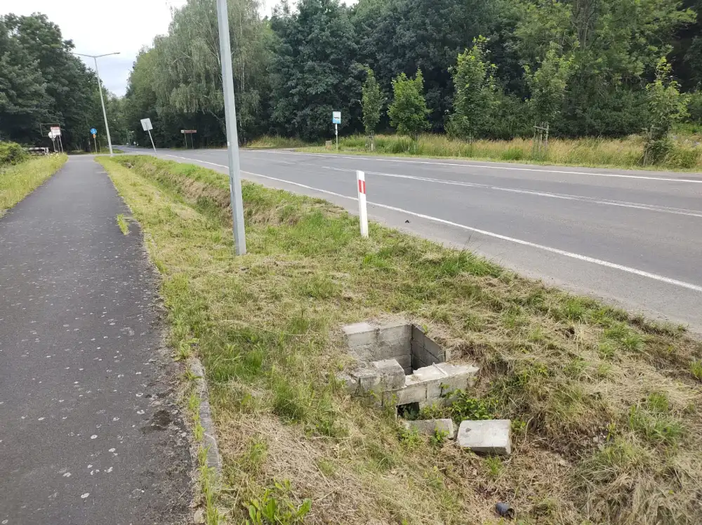 dziura studzinka Mojesz 1