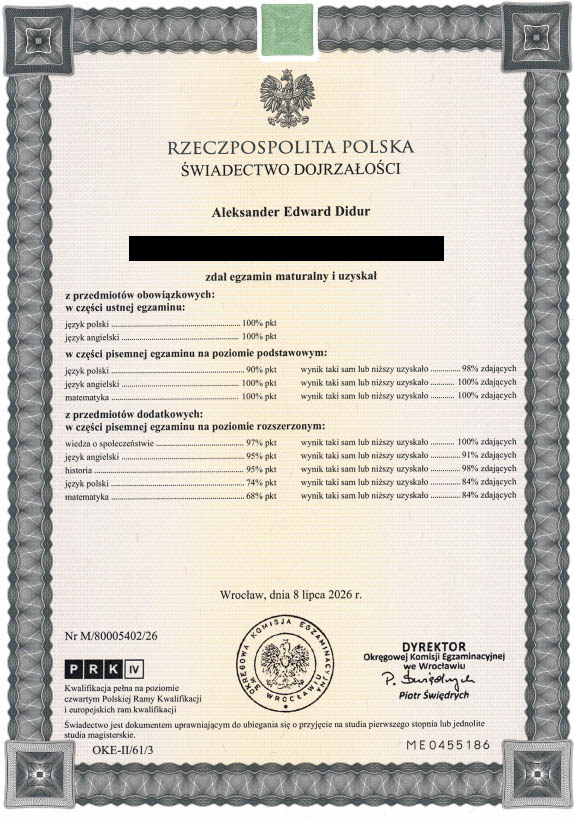 Jeden z najlepszych maturzystów w powiecie skończył szkołę w Rakowicach Wielkich 1 matura świadectwo Aleksander Didur